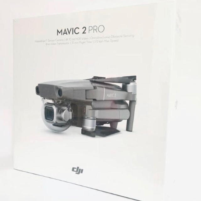 新品 DJI　MAVIC 2 PRO ＋ Fly more kit セット スマホ/家電/カメラのカメラ(ビデオカメラ)の商品写真