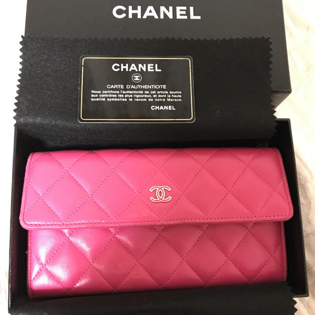 CHANEL(シャネル)のシャネル 長財布 レディースのファッション小物(財布)の商品写真