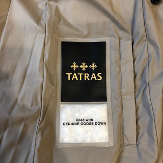 TATRAS - ④ 確認用（身頃内側タグ、裾、調節用ロゴ入りゴム、商品タグ 