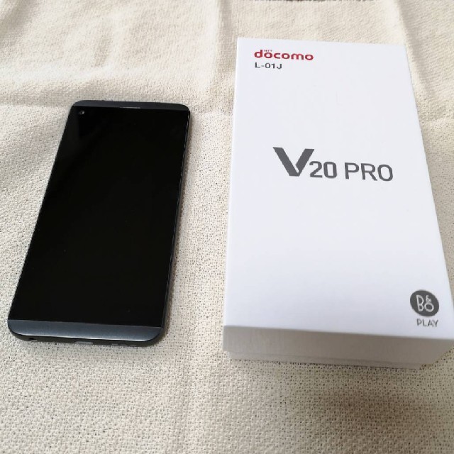 LG Electronics(エルジーエレクトロニクス)のdocomo V20 PRO L-01J simロック解除済み スマホ/家電/カメラのスマートフォン/携帯電話(スマートフォン本体)の商品写真