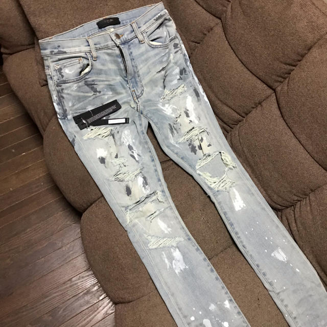 AMIRI メンズのパンツ(デニム/ジーンズ)の商品写真