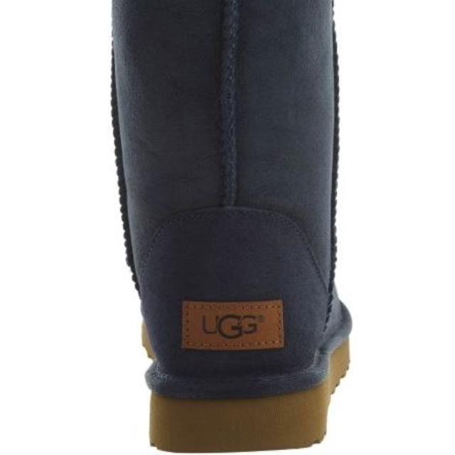 UGG(アグ)の【値下げ可】UGG CLASSIC SHORT Ⅱ　アグクラシックショート26㎝ レディースの靴/シューズ(ブーツ)の商品写真