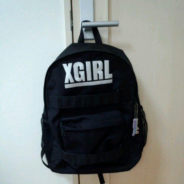 X-girl(エックスガール)のＸgirl　バックパック　人気の黒 レディースのバッグ(リュック/バックパック)の商品写真