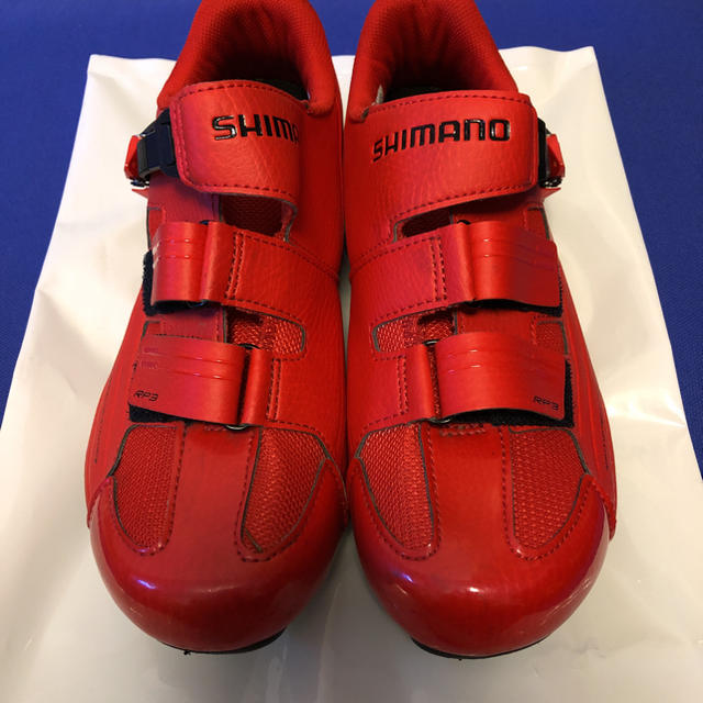 SHIMANO(シマノ)の限定カラー RP3 RED 42 SHIMANO シマノ　 　 スポーツ/アウトドアの自転車(ウエア)の商品写真