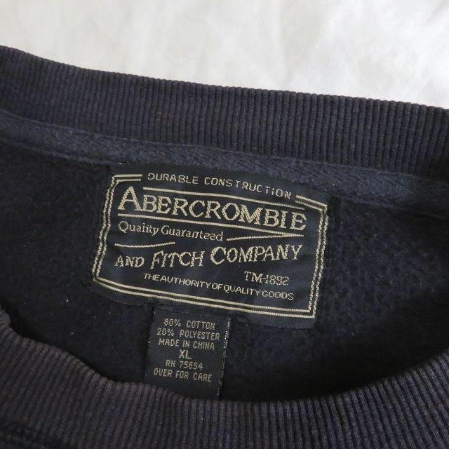 Abercrombie&Fitch(アバクロンビーアンドフィッチ)の90s ABERCROMBIE 刺繍ロゴ スウェット トレーナー ネイビー レディースのトップス(トレーナー/スウェット)の商品写真