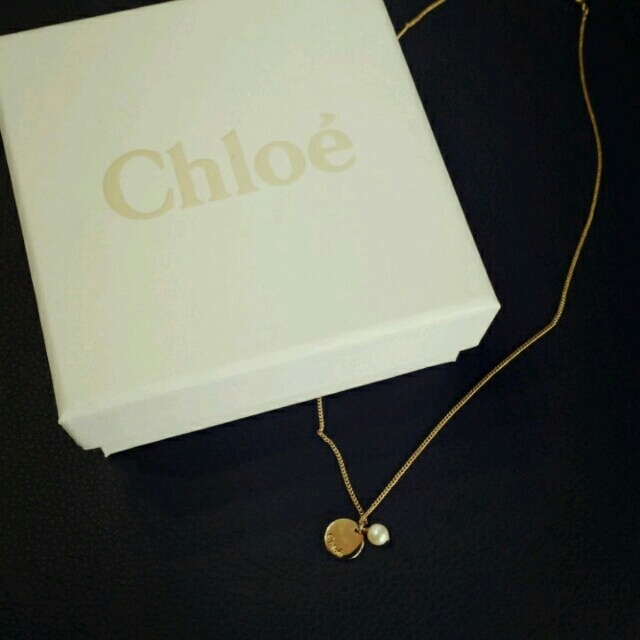 Chloe(クロエ)のChloe♡パール付ゴールドネックレス♡ レディースのアクセサリー(ネックレス)の商品写真