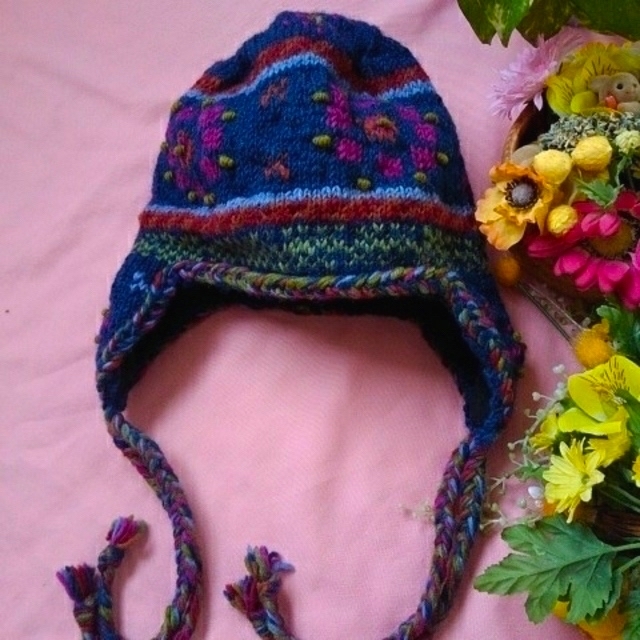 ネパール 毛糸 帽子 レディース レディースの帽子(ニット帽/ビーニー)の商品写真