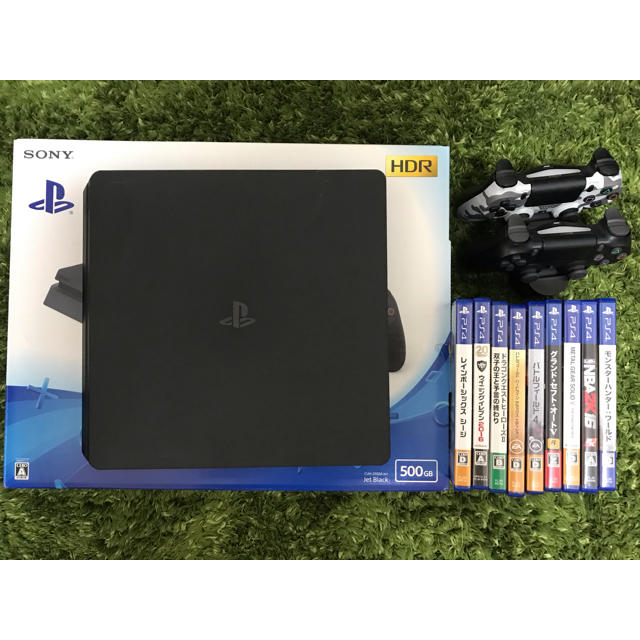 PlayStation4(プレイステーション4)のPS4 本体 ソフトセット エンタメ/ホビーのゲームソフト/ゲーム機本体(家庭用ゲーム機本体)の商品写真