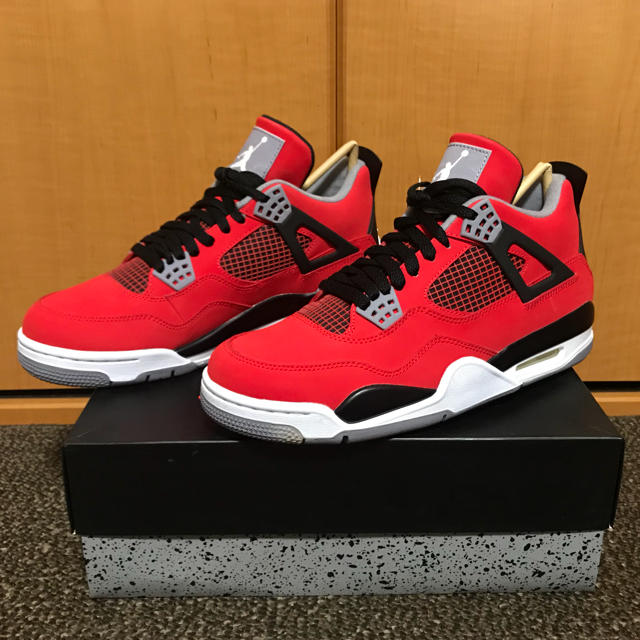 NIKE AIR JORDAN 4 RETRO TORO BRAVO - スニーカー