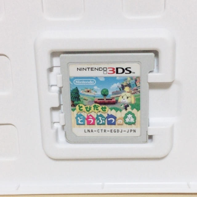 ニンテンドー3DS(ニンテンドー3DS)のとびだせ どうぶつの森 エンタメ/ホビーのゲームソフト/ゲーム機本体(家庭用ゲームソフト)の商品写真