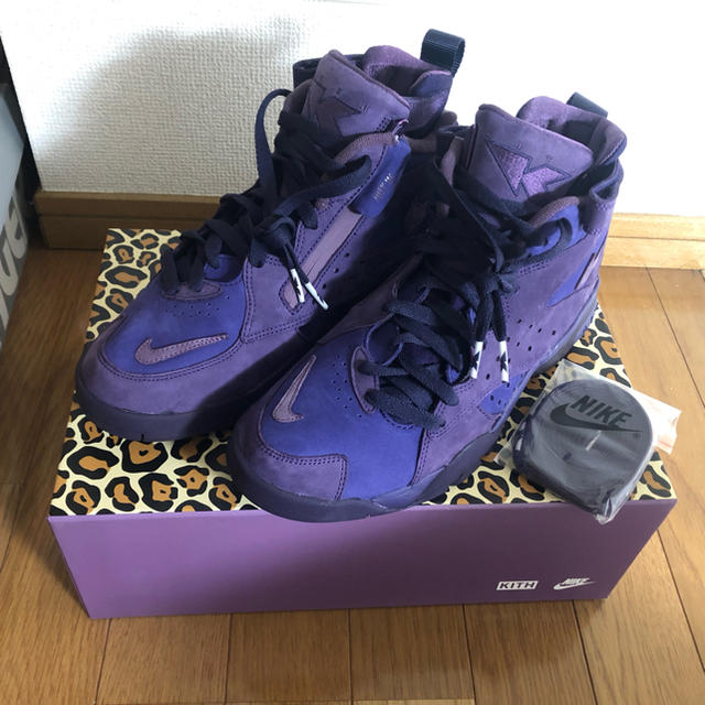 NIKE(ナイキ)のNIKE×KITH Air Maestro Ⅱ Pure Purple メンズの靴/シューズ(スニーカー)の商品写真