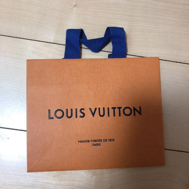 LOUIS VUITTON(ルイヴィトン)のLOUIS VUITTON 紙袋 レディースのバッグ(ショップ袋)の商品写真