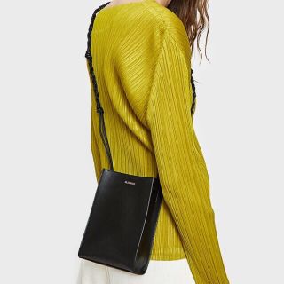 ジルサンダー(Jil Sander)のこよ様 新品同様 JIL SANDER  ジルサンダー タングルバッグ  (ショルダーバッグ)