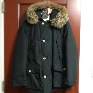 ウールリッチ(WOOLRICH)のWOOLRICH アークティックパーカ メンズ ブラック 美品(ダウンジャケット)