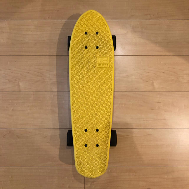 GLOBE-TROTTER - GLOBE スケボー 黄色 yellow ペニー pennyの GLOBE-TROTTER - GLOBE スケボー 黄色 yellow ペニー pennyの