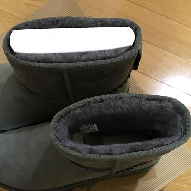 ★☆UGG モカシン  OLSEN☆