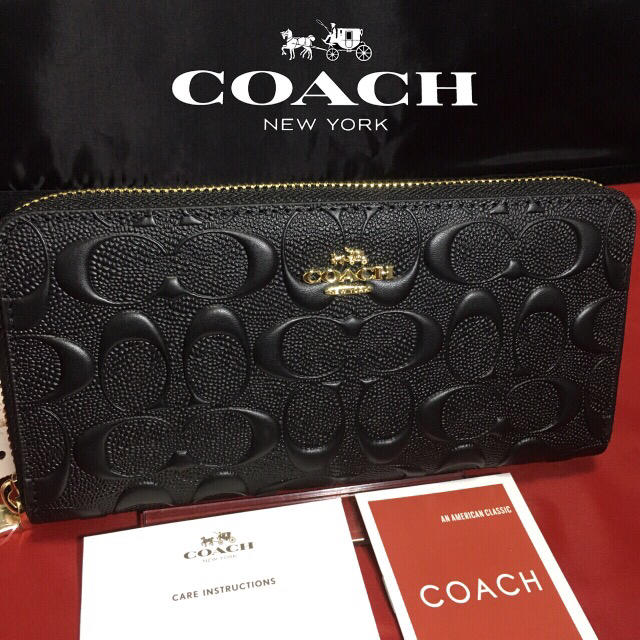 COACH(コーチ)の新作コーチ 本革長財布 エンボスドシグ  ブラック×ゴールド アラウンドジップ メンズのファッション小物(長財布)の商品写真