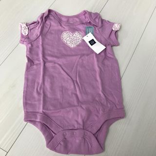 ベビーギャップ(babyGAP)の新品 ロンパース パープル 6-12m 70(ロンパース)