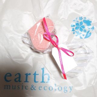 アースミュージックアンドエコロジー(earth music & ecology)の【新品】バスフィズ エアリーローズ/earth music&ecology(入浴剤/バスソルト)