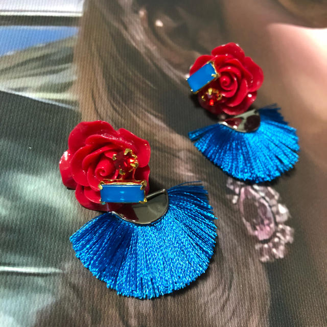 DOLCE&GABBANA(ドルチェアンドガッバーナ)の014 アンティーク 大ぶり ピアス アクセサリー レディースのアクセサリー(ピアス)の商品写真