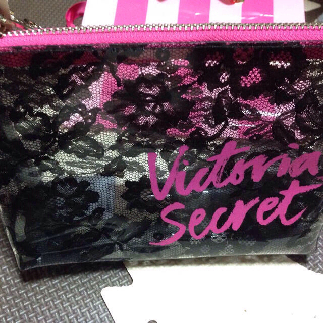 Victoria's Secret(ヴィクトリアズシークレット)のヴィクトリアシークレットポーチ レディースのファッション小物(ポーチ)の商品写真