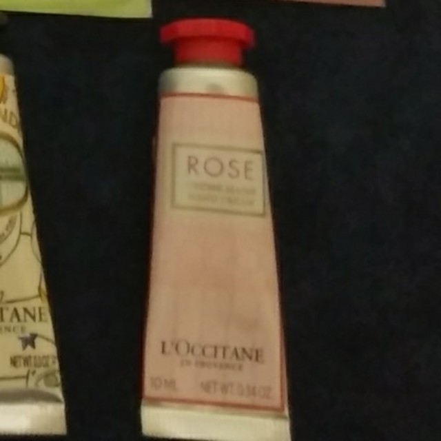 L'OCCITANE(ロクシタン)の☆ran様専用☆ コスメ/美容のボディケア(ハンドクリーム)の商品写真