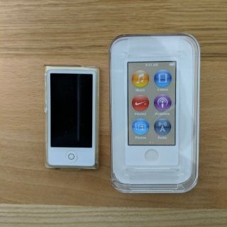 アップル(Apple)のipod nano 第７世代 16GB ゴールド(ポータブルプレーヤー)