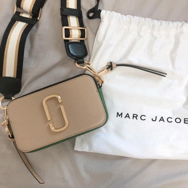 MARC JACOBS