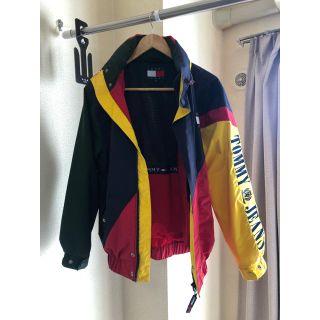 トミーヒルフィガー(TOMMY HILFIGER)のTOMMY HILFIGER(ナイロンジャケット)