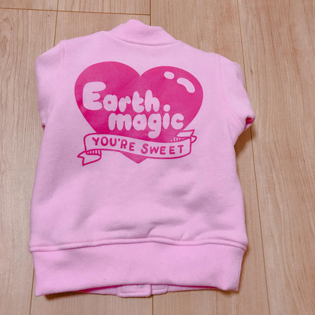 EARTHMAGIC(アースマジック)のEARTHMAGIC ブルゾン キッズ/ベビー/マタニティのキッズ服女の子用(90cm~)(ジャケット/上着)の商品写真