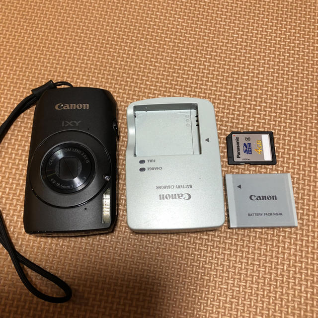 Canon(キヤノン)のcanon IXY  30 S♡ スマホ/家電/カメラのカメラ(コンパクトデジタルカメラ)の商品写真