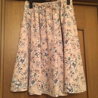 ジルバイジルスチュアート(JILL by JILLSTUART)のJILLの人気、花柄スカート♡(ひざ丈スカート)