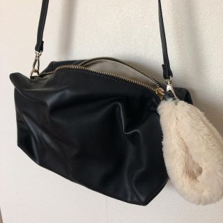 ザラ(ZARA)のザラ   ショルダーバッグ(ショルダーバッグ)