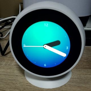 エコー(ECHO)のamazon echo spot（中古品）※スタンド付き（ホワイト）(スピーカー)