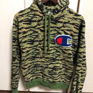 チャンピオン(Champion)の美品 Champion パーカー タイガーカモ デカロゴ L SUPREME(パーカー)