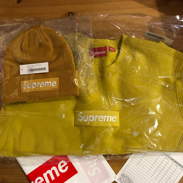 ESSENTIALSBoxlogo Crewneck Mustard Mサイズ