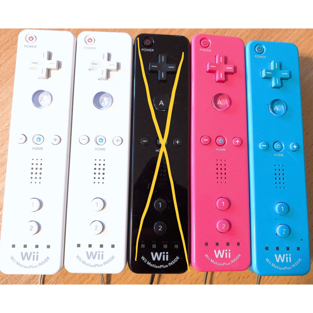 Wii U(ウィーユー)のWIiU☆モーションプラスリモコン☆任天堂正規品☆純正☆ エンタメ/ホビーのゲームソフト/ゲーム機本体(その他)の商品写真