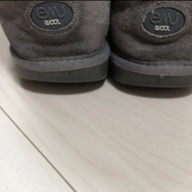 EMU(エミュー)のEMU ムートン グレー レディースの靴/シューズ(ブーツ)の商品写真