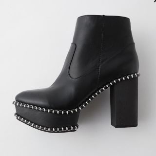 マウジー(moussy)の今季♡MOUSSY wood sole boots♡オールブラックサボブーツ新品(ブーツ)