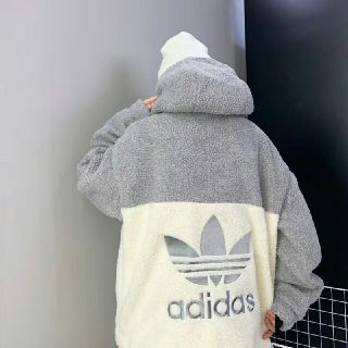 【美品】adidas ボアフリース パーカー