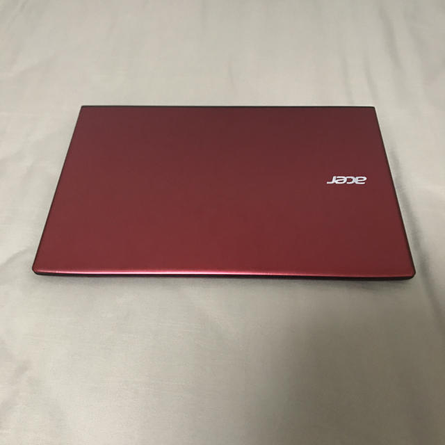 再再販！ Acer 美品　ノートパソコン　E5-576-F34D/R - ノートPC