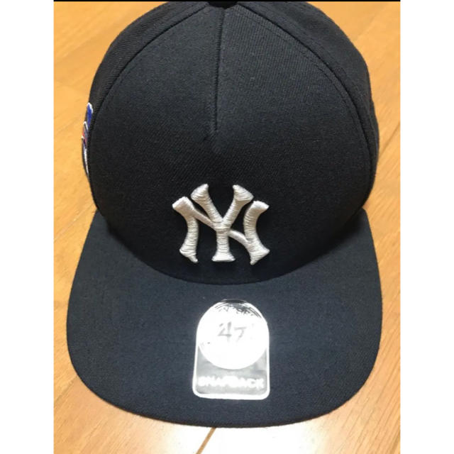 Supreme × New York Yankees