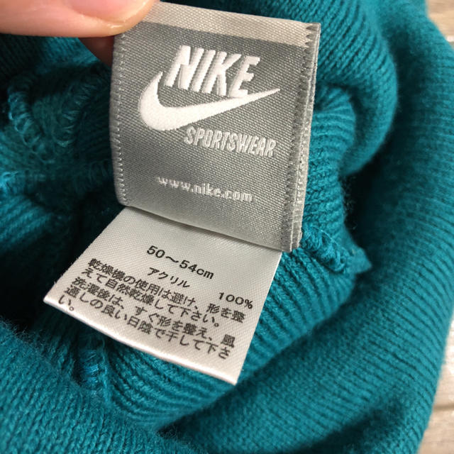 NIKE(ナイキ)のニット帽、NIKE レディースの帽子(ニット帽/ビーニー)の商品写真