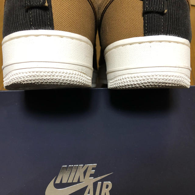 NIKE(ナイキ)のNIKE carhartt wip AIR FORCE 1 07 PRM WIP メンズの靴/シューズ(スニーカー)の商品写真