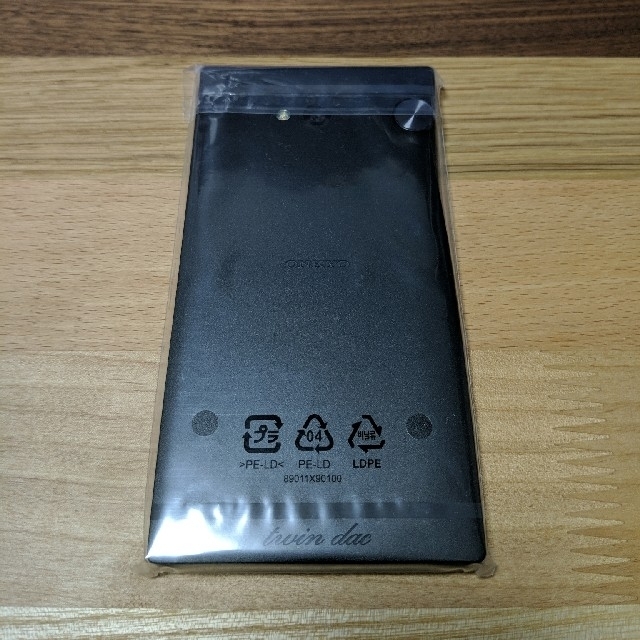 ONKYO(オンキヨー)の【ピーちゃん専用】ONKYO スマホ　DP-CMX1　おまけ付き スマホ/家電/カメラのスマートフォン/携帯電話(スマートフォン本体)の商品写真