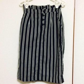 ダブルクローゼット(w closet)のw closet ストライプスカート(ひざ丈スカート)