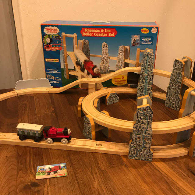 特別送料無料!】 木製 トーマス レール レール大量セット ローラー
