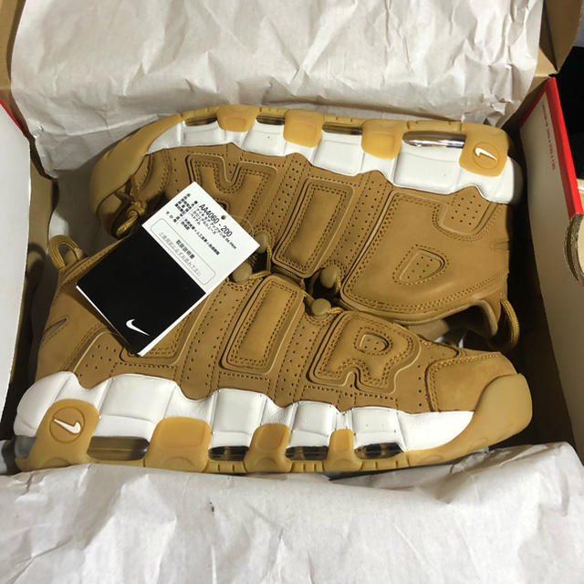 NIKE(ナイキ)の27.5cm NIKE AIR MORE UPTEMPO '96 FLAX メンズの靴/シューズ(スニーカー)の商品写真