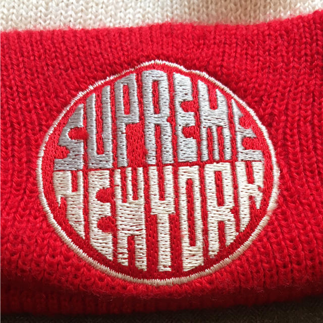 Supreme(シュプリーム)のSupremeニット帽 メンズの帽子(ニット帽/ビーニー)の商品写真