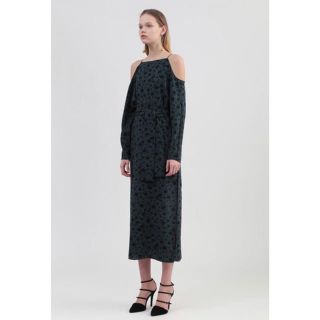 ジルスチュアート(JILLSTUART)の【再値下げ】JILL STUART ケイティスリットワンピース(ロングワンピース/マキシワンピース)